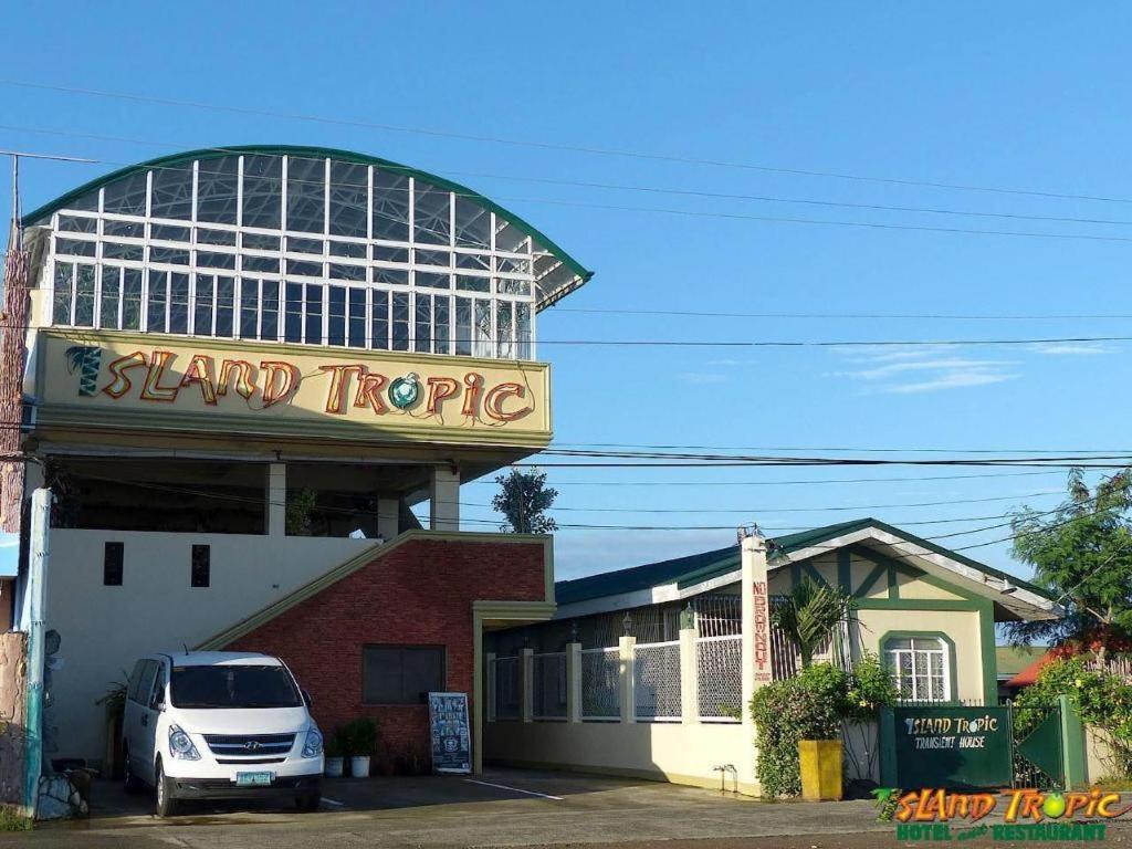 岛上热带餐厅酒店 阿拉米诺斯 外观 照片