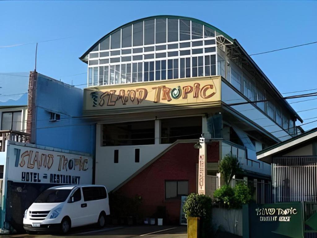 岛上热带餐厅酒店 阿拉米诺斯 外观 照片